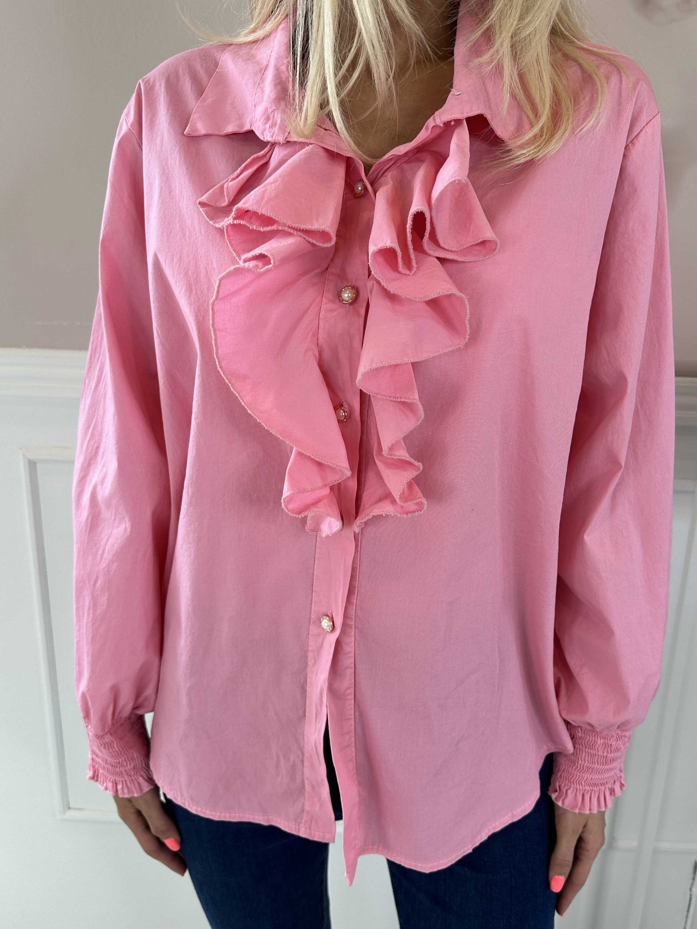 Hera - Skjorte med flæser ved brystet